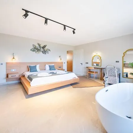 Villa Sleeps 4 Modern And Luxurios Awz 271 *